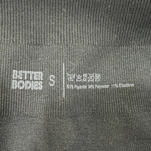 Better Bodies Scrunch Short - Picture 6 of 6